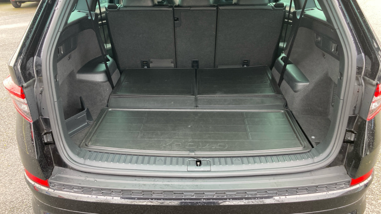 Skoda Kodiaq 2.0 TDI Sport Line 4x4 5dr DSG [7 Seat] Diesel Estate